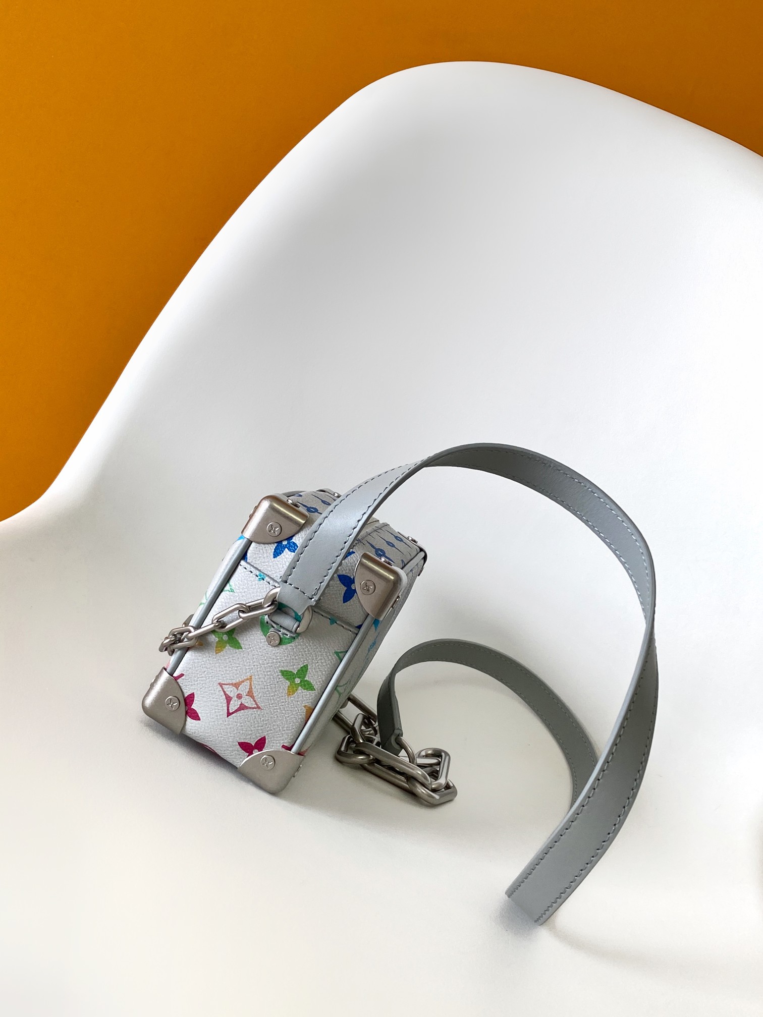 Louis Vuitton Basic Bag Cow Leather M-l-s