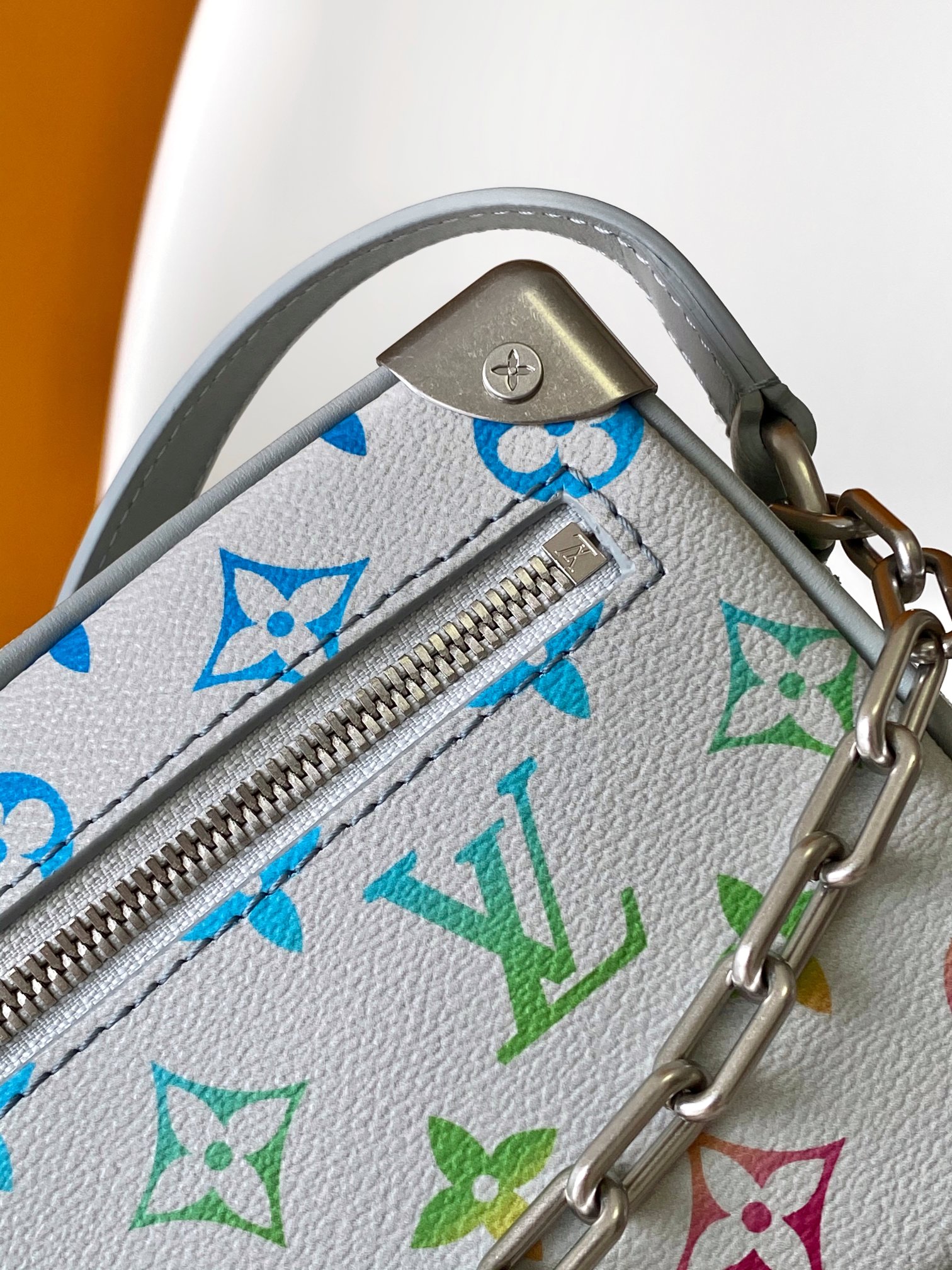 Louis Vuitton Basic Bag Cow Leather M-l-s