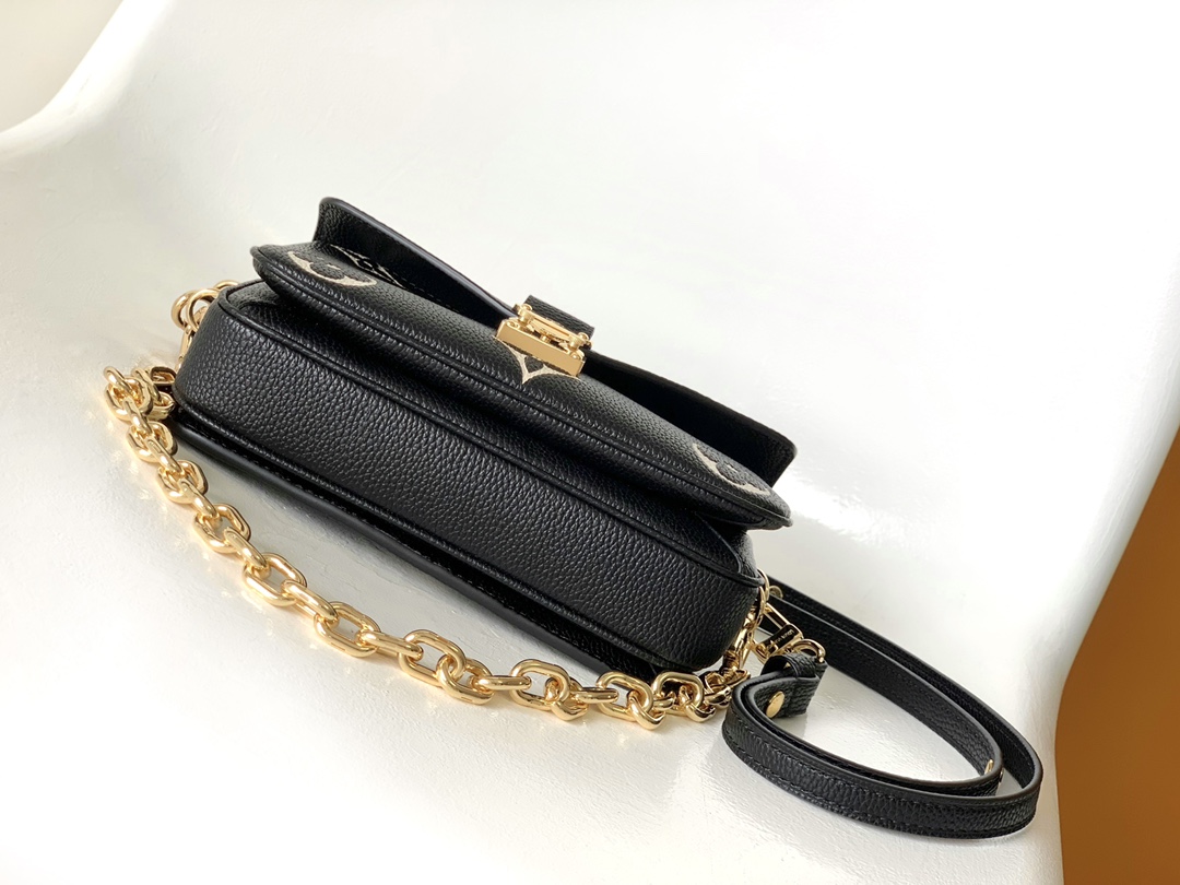 Louis Vuitton Basic Bag Cow Leather Black M-l-s