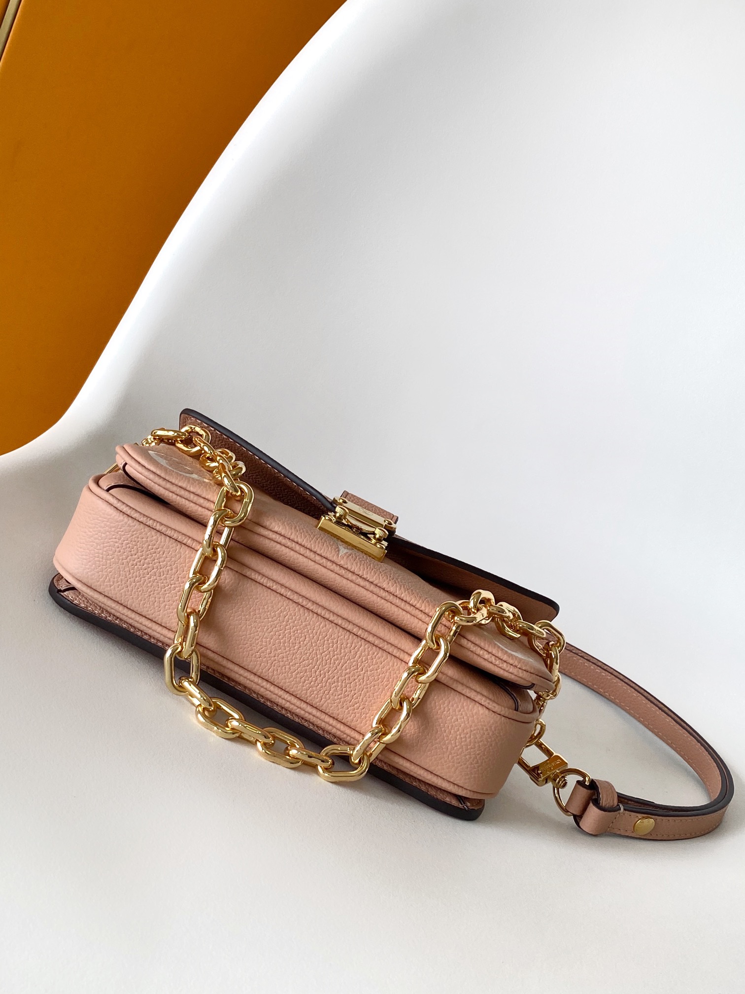 Louis Vuitton Basic Bag Cow Leather Black M-l-s