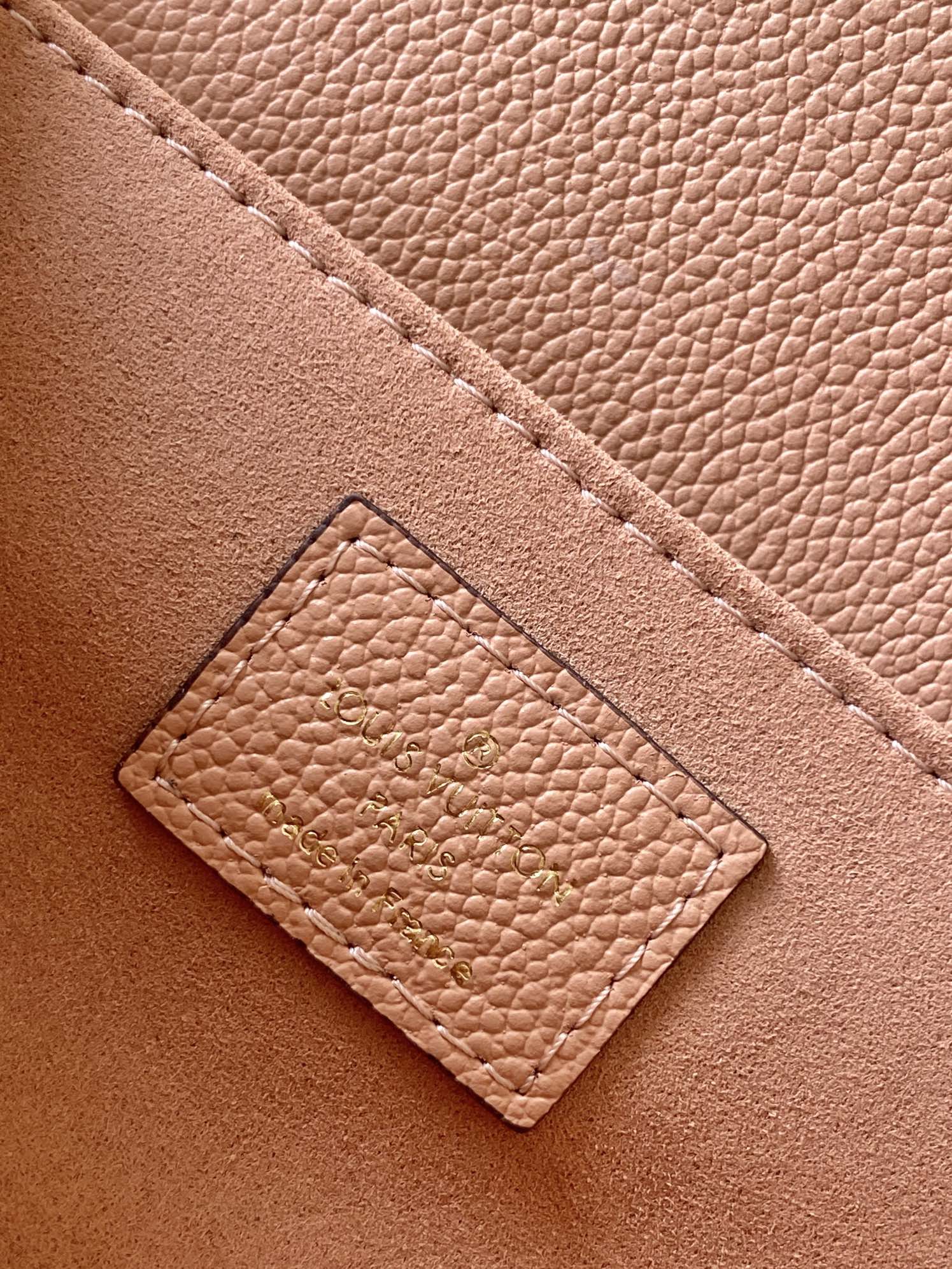 Louis Vuitton Basic Bag Cow Leather Black M-l-s