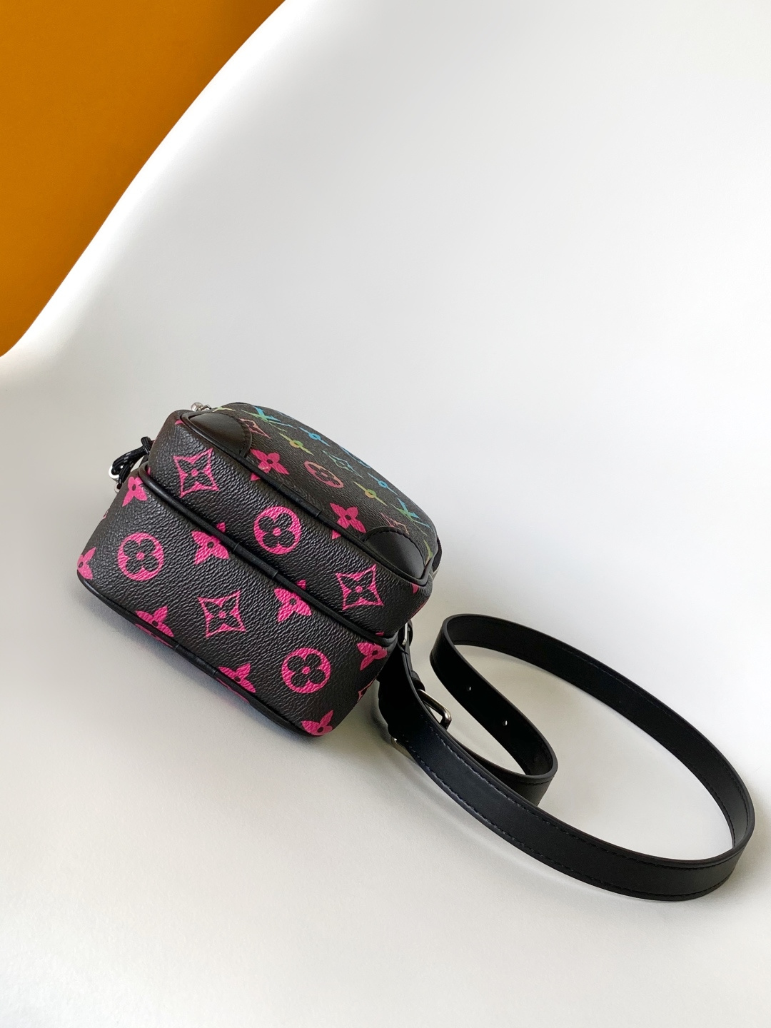 Louis Vuitton Crossbody Bag Cow Leather M-l-s
