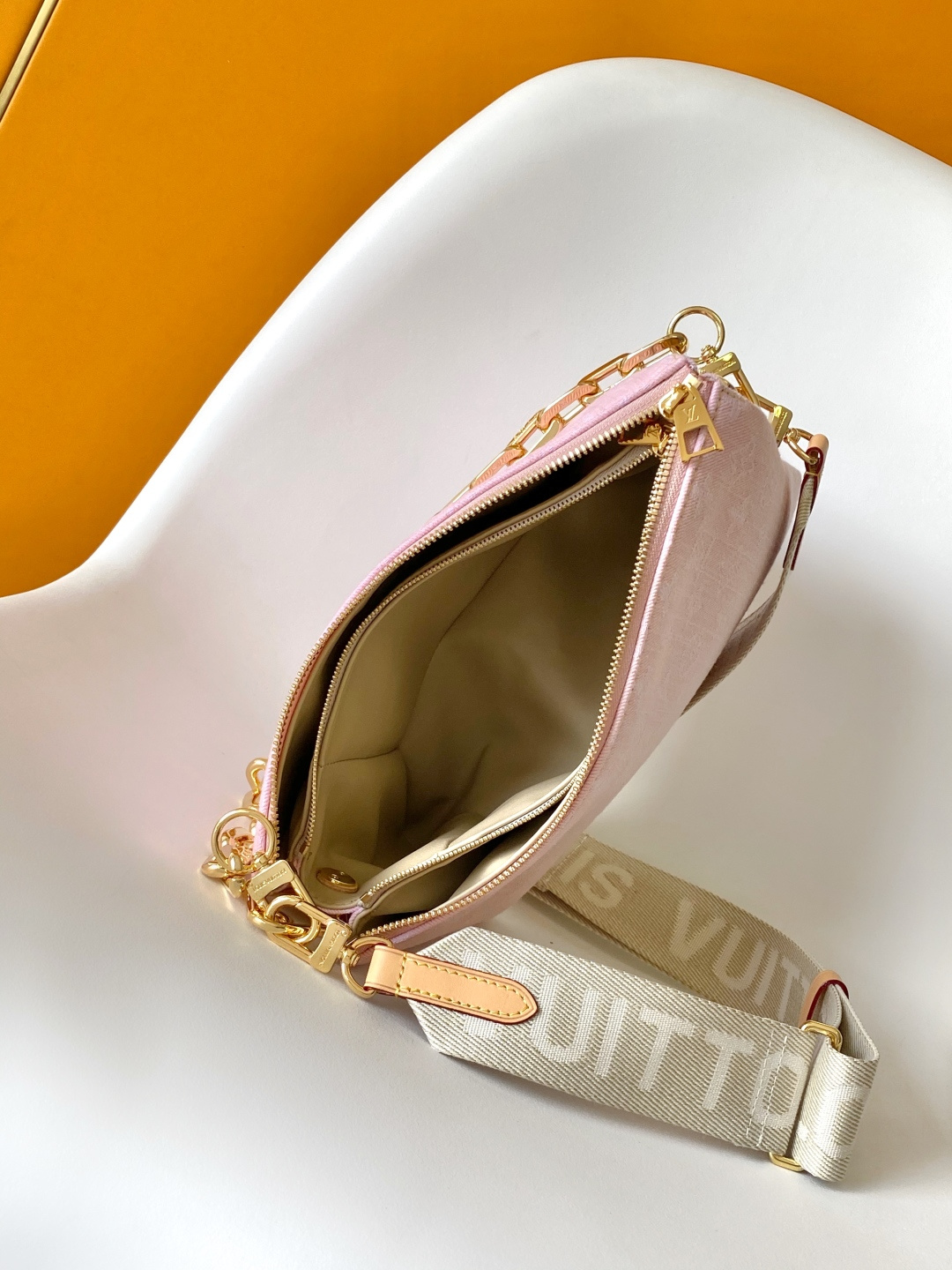 Louis Vuitton Basic Bag Cow Leather Blue M-s