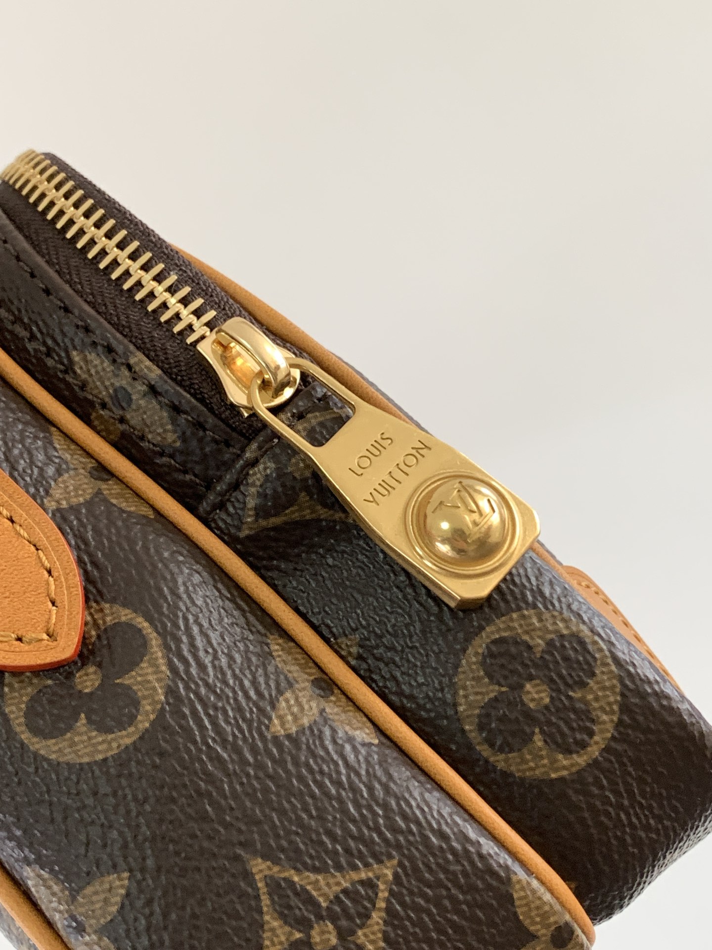 Louis Vuitton Crossbody Bag Cow Leather M-l-s