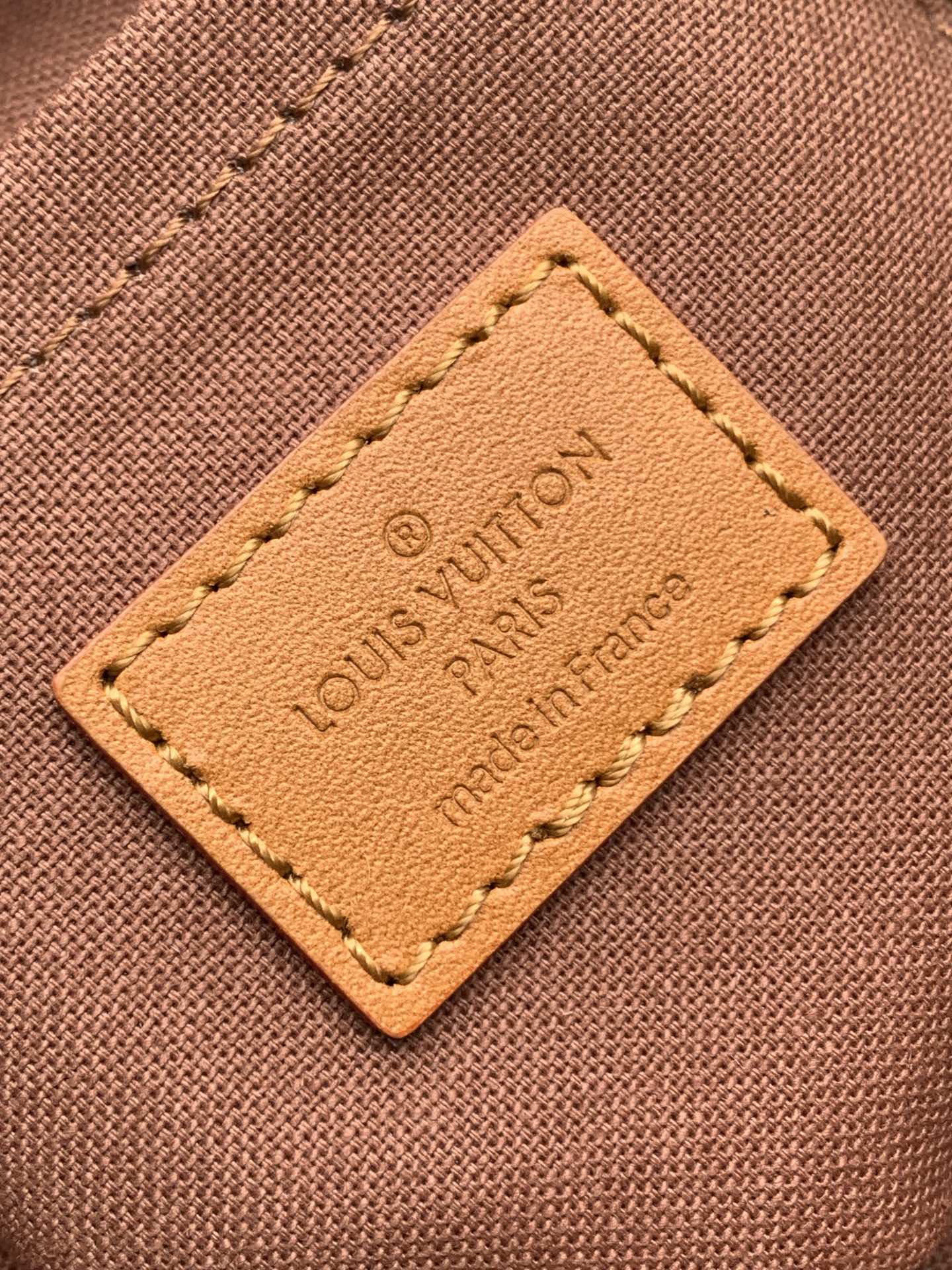 Louis Vuitton Crossbody Bag Cow Leather M-l-s