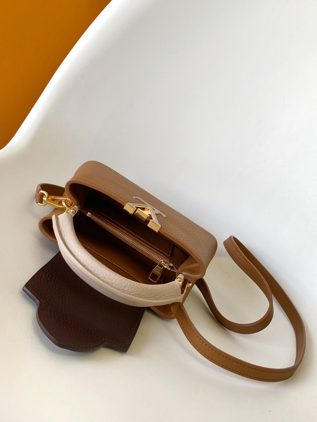 Louis Vuitton Basic Bag Cow Leather Brown M-l-s