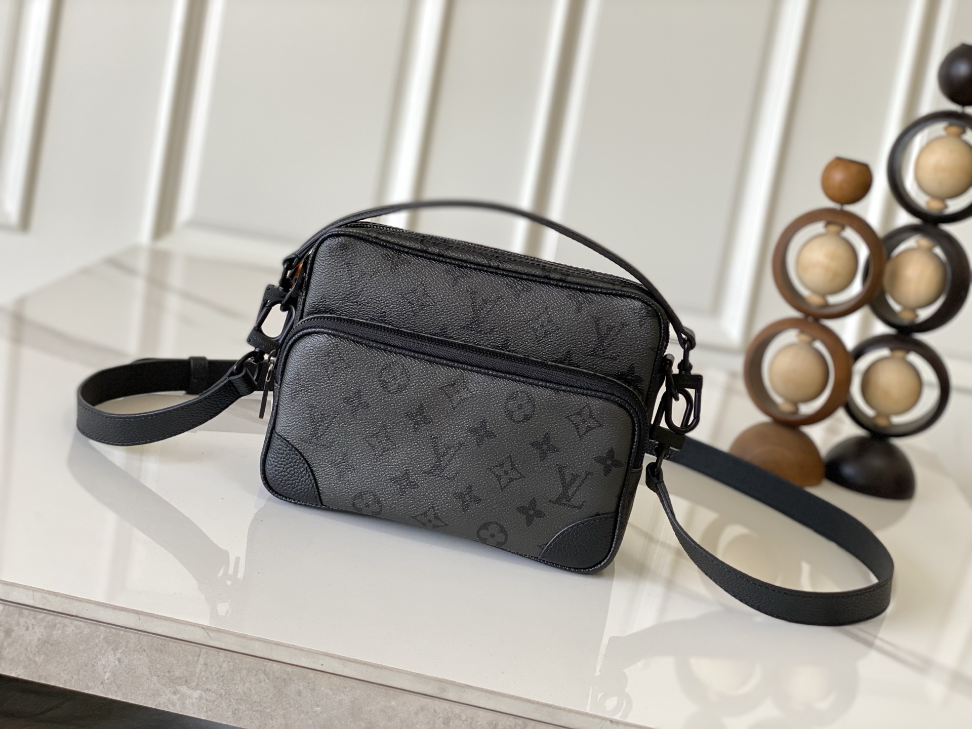 Louis Vuitton Crossbody Bag Cow Leather M-l