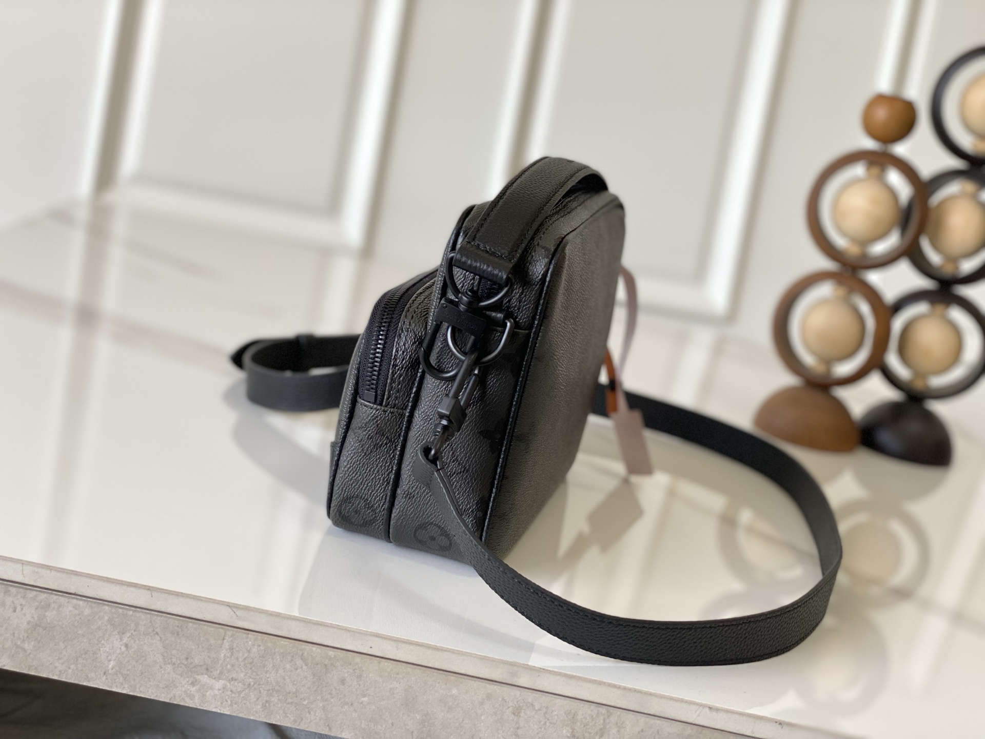 Louis Vuitton Crossbody Bag Cow Leather M-l