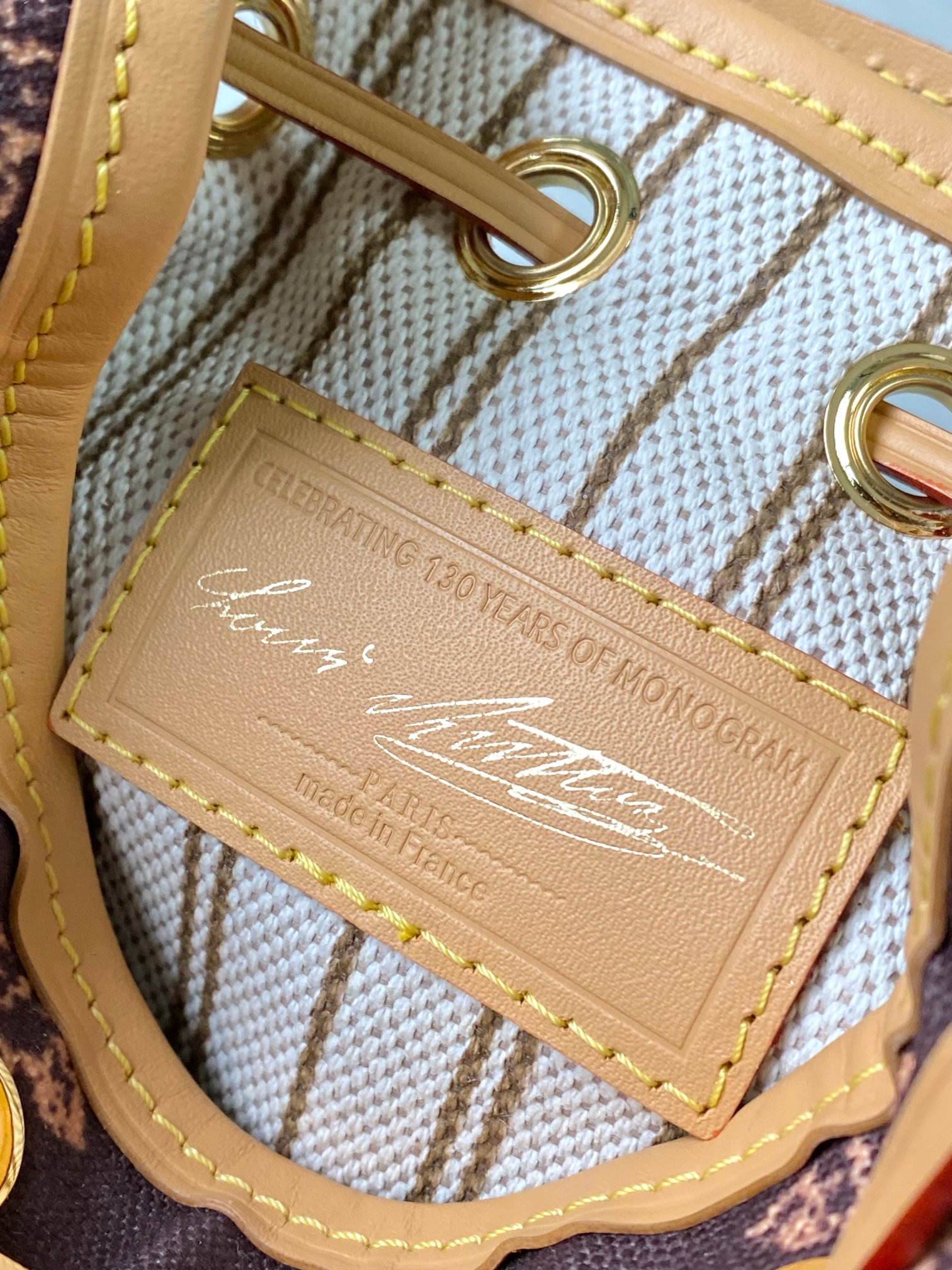 Louis Vuitton Basic Bag Cow Leather M