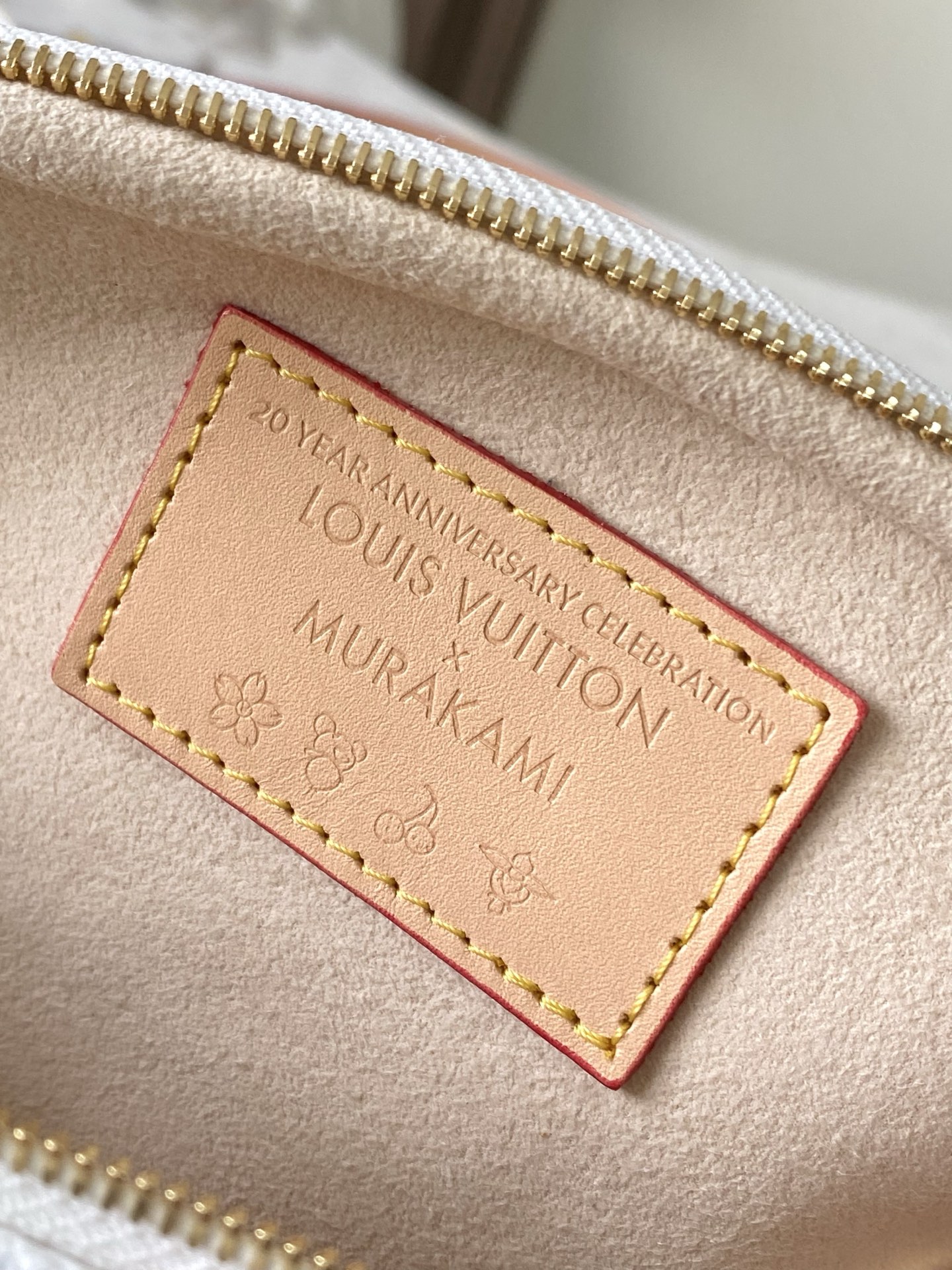 Louis Vuitton Basic Bag M