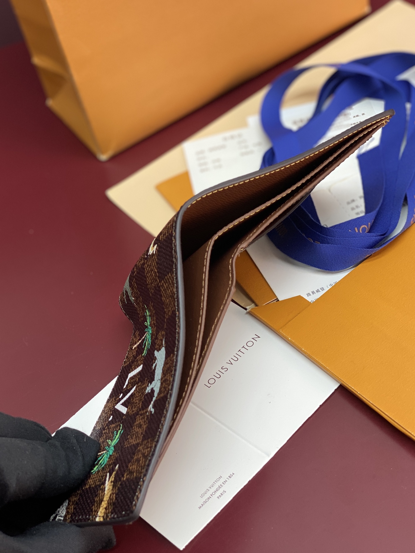 Louis Vuitton Basic Bag Cow Leather White M-l