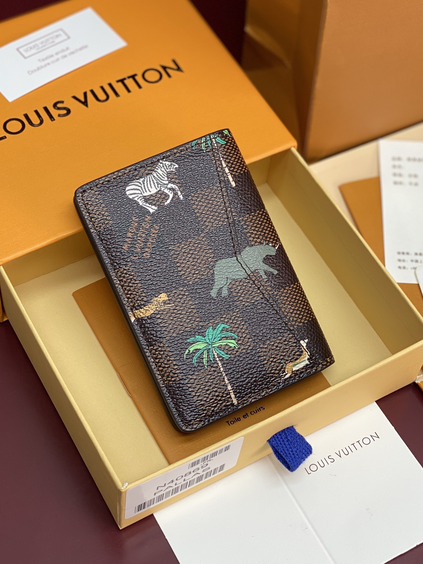 Louis Vuitton Basic Bag Canvas White M-l