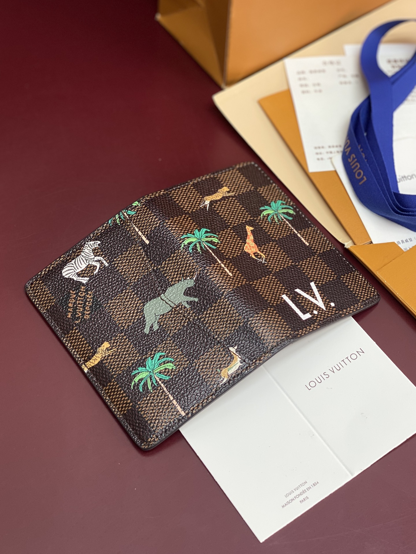 Louis Vuitton Basic Bag Canvas White M-l