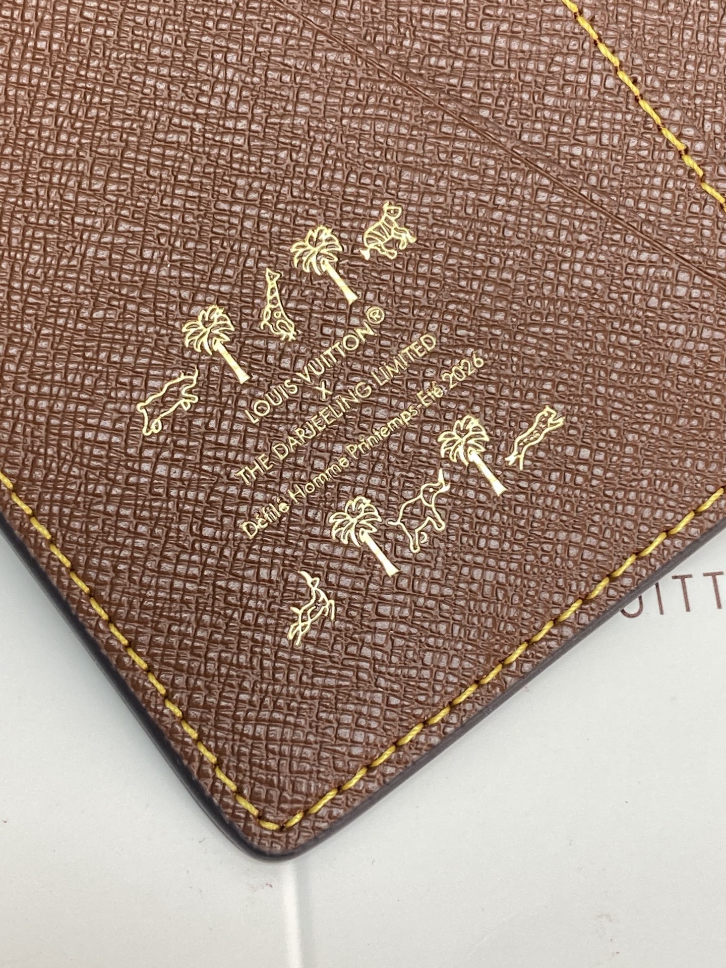 Louis Vuitton Basic Bag Canvas White M-l