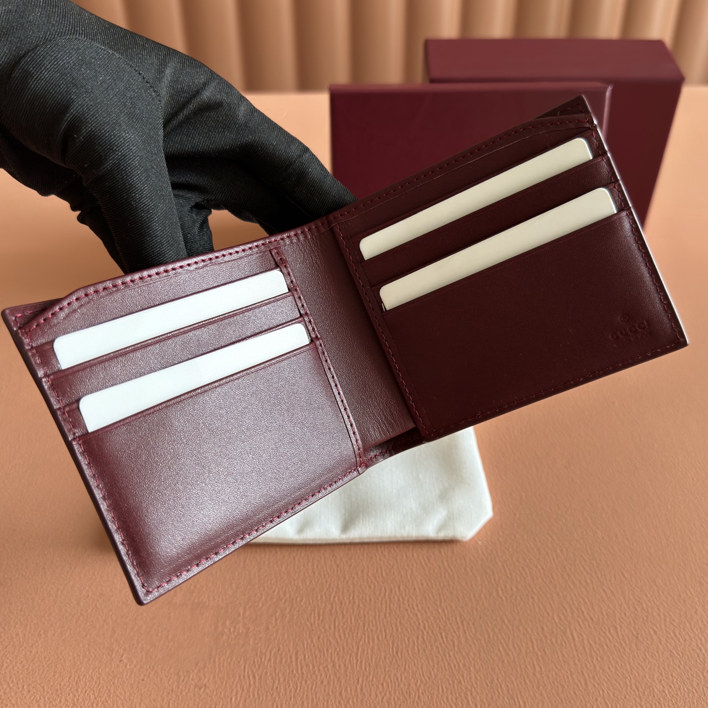 Gucci Basic Bag Gold M-s