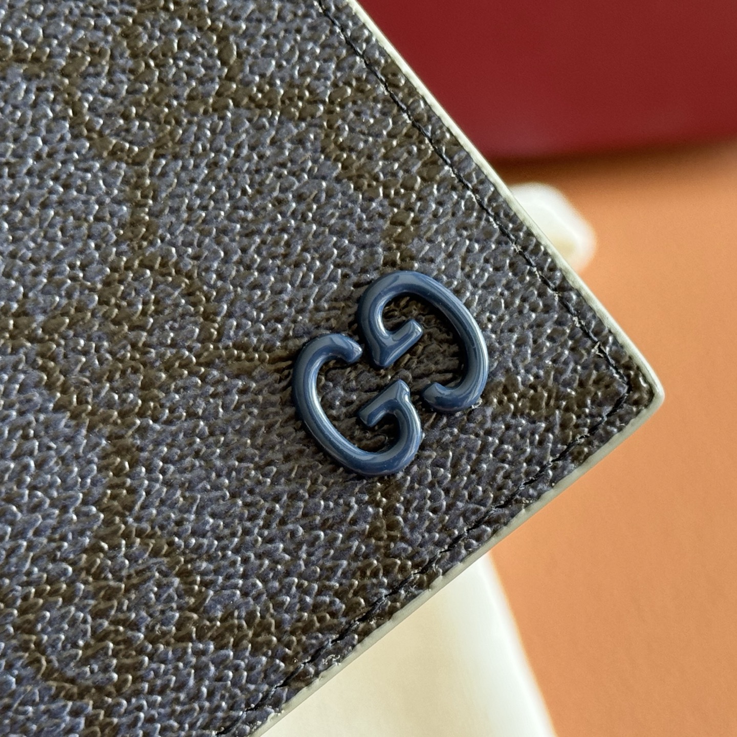 Gucci Basic Bag Gold M-s