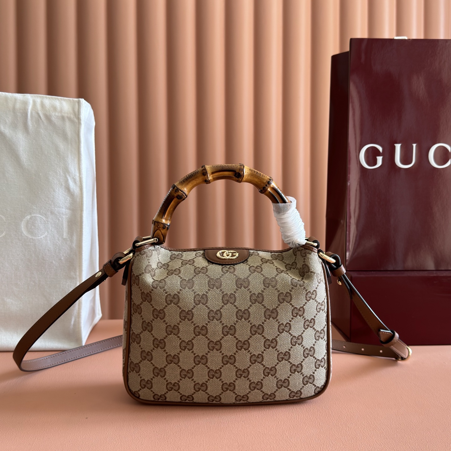 Gucci Basic Bag Canvas Brown