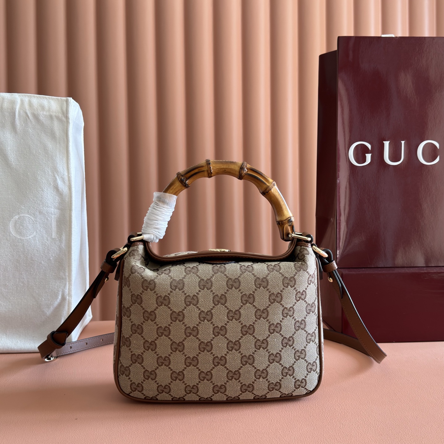 Gucci Basic Bag Canvas Brown