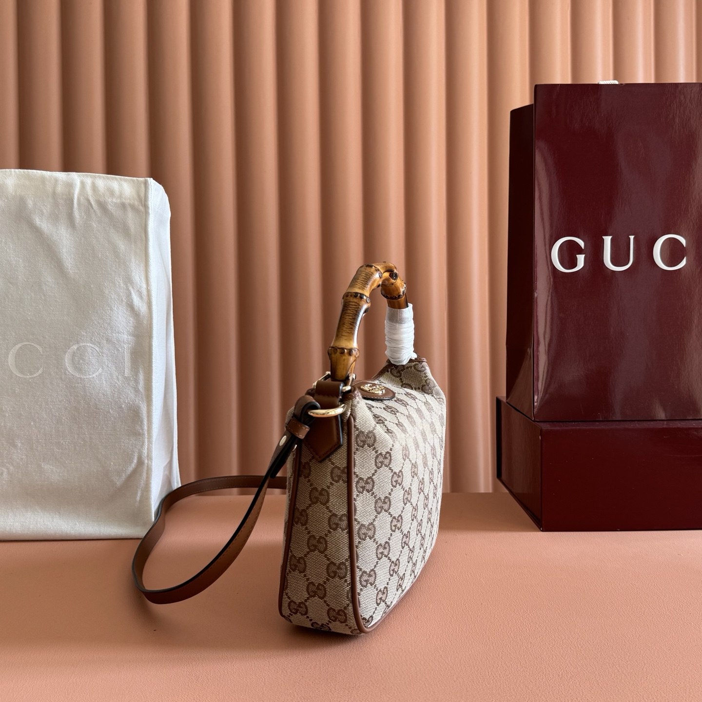 Gucci Basic Bag Canvas Brown