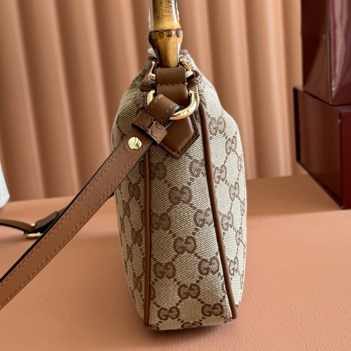 Gucci Basic Bag Canvas Brown