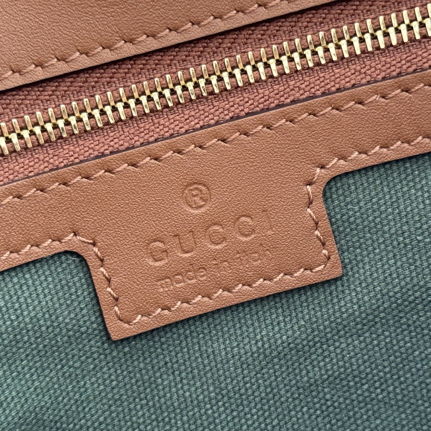 Gucci Basic Bag Canvas Brown