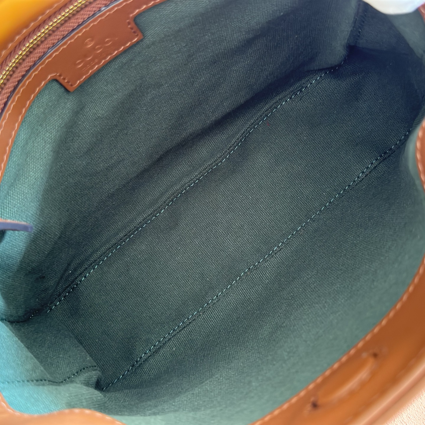 Gucci Basic Bag Canvas Brown