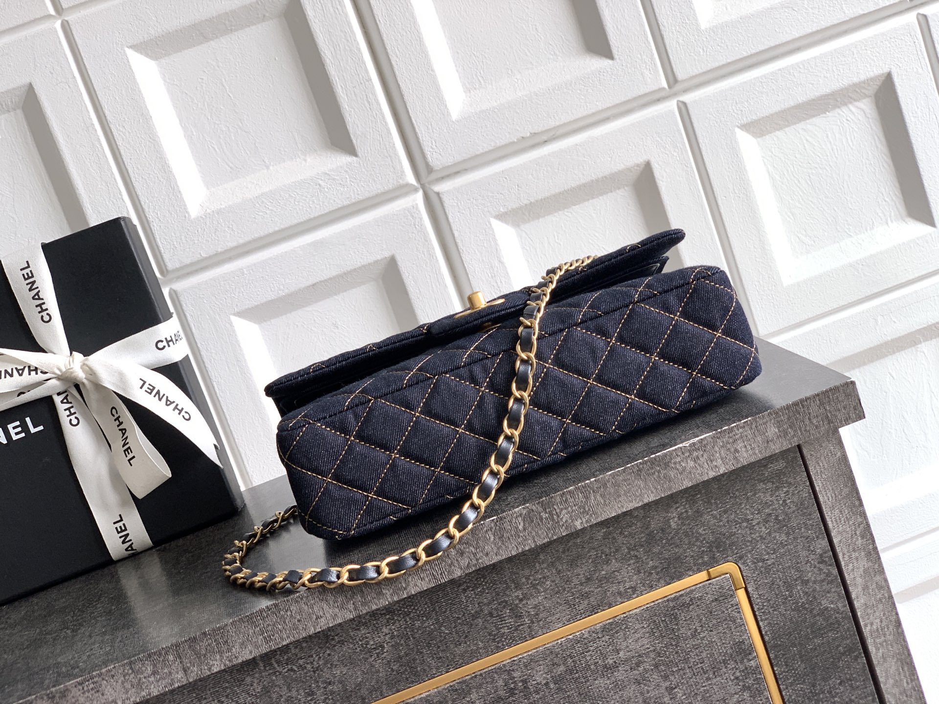 Chanel Basic Bag 20cm-25cm-l