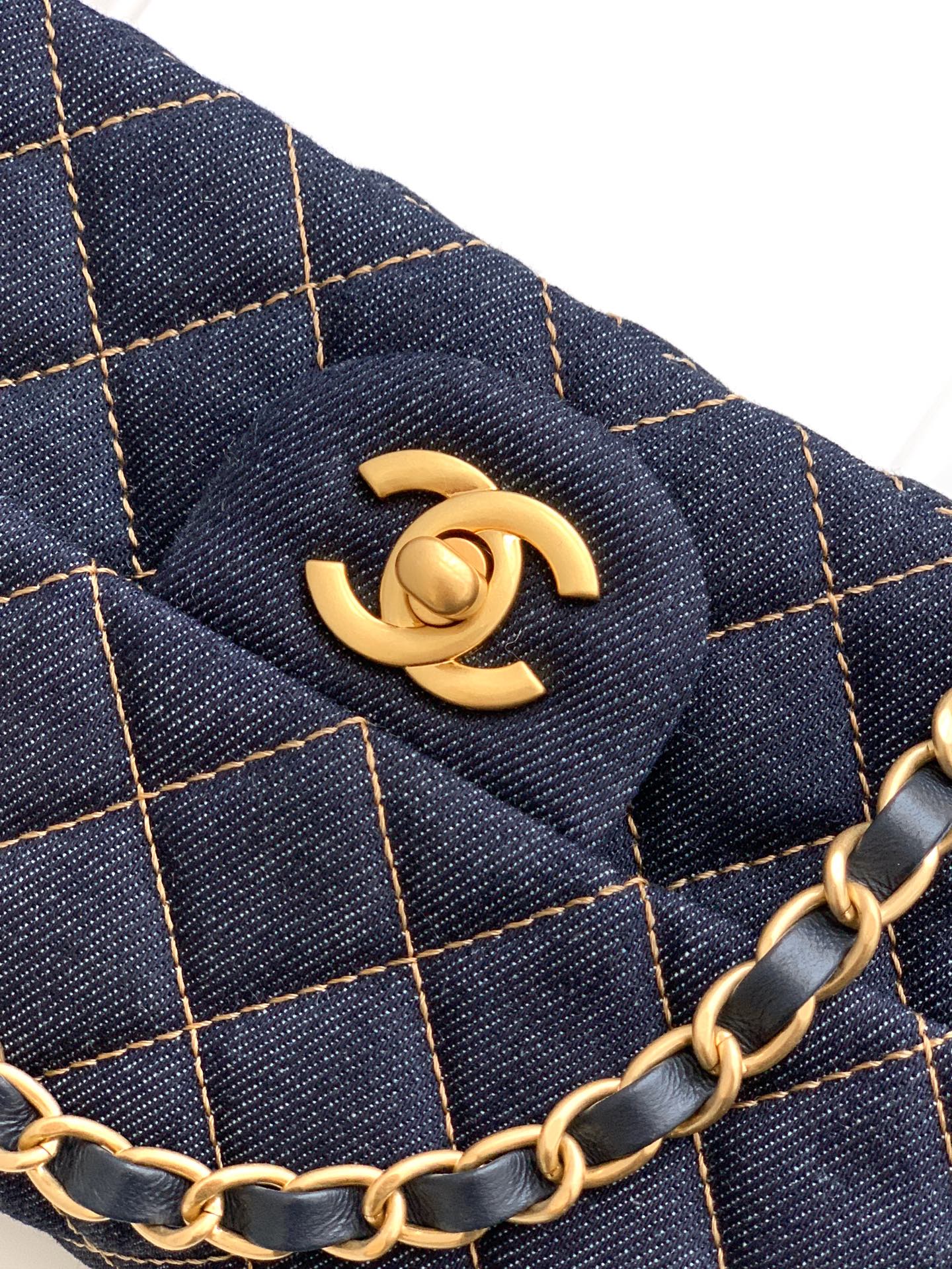 Chanel Basic Bag 20cm-25cm-m-l