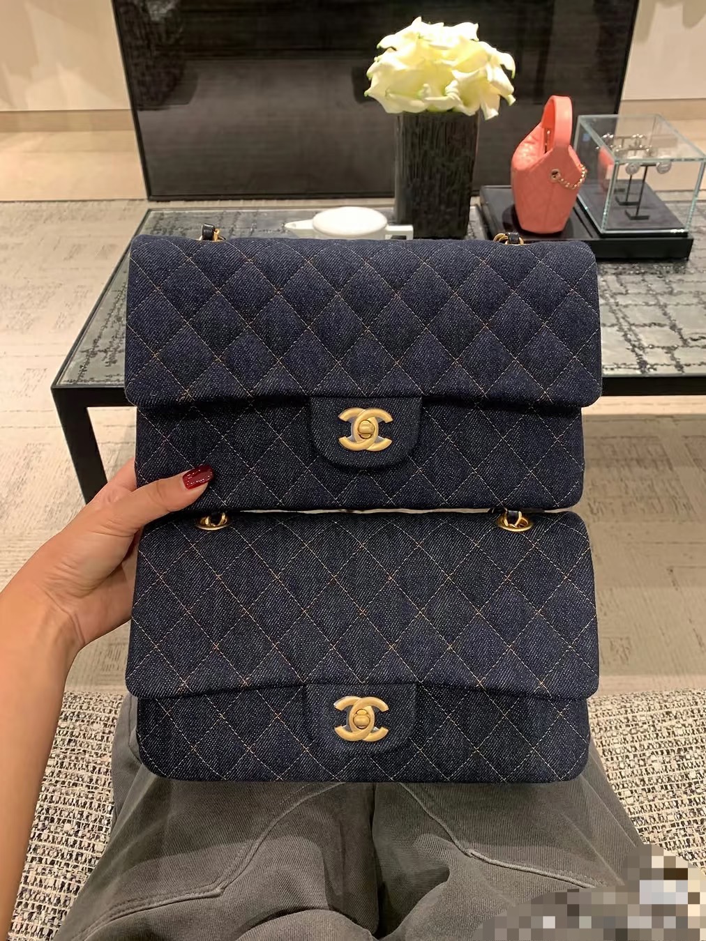 Chanel Basic Bag 20cm-25cm-l