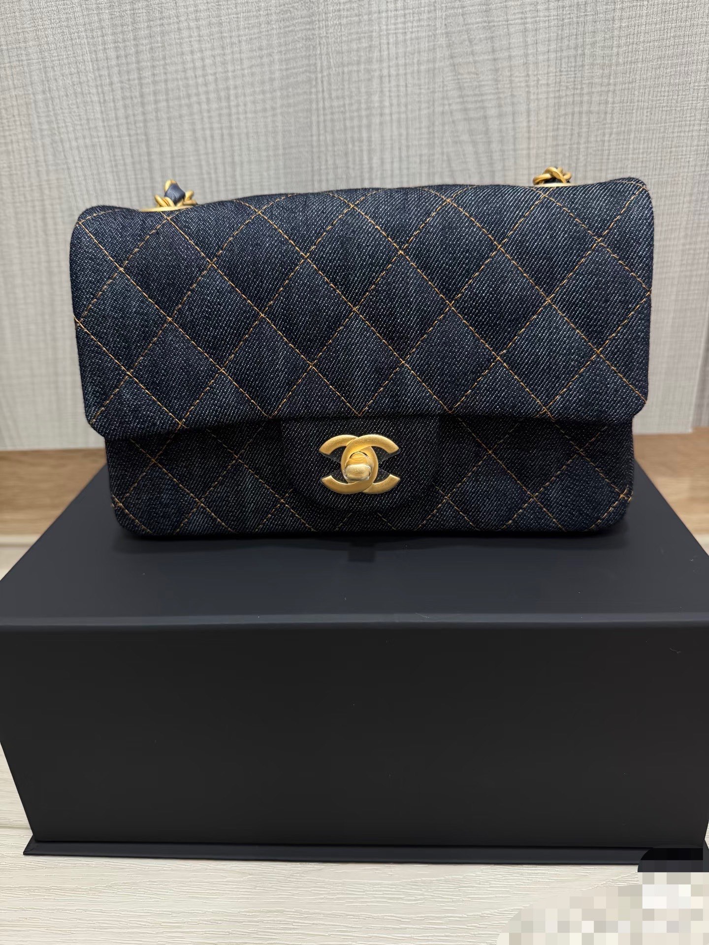 Chanel Basic Bag 20cm-25cm-m-l