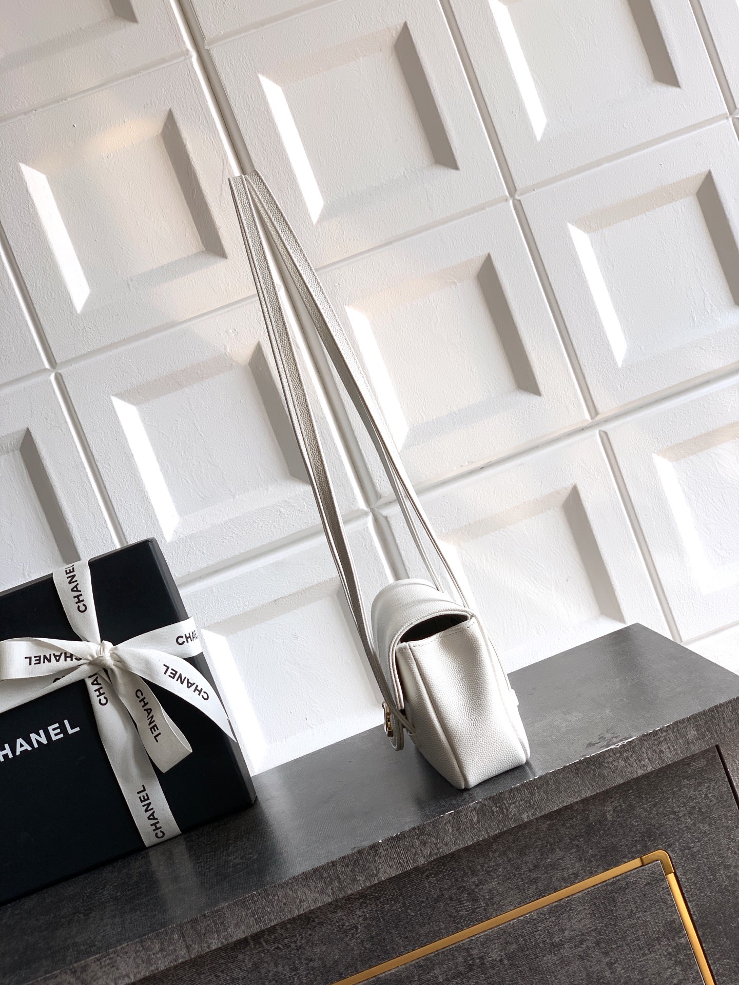 Chanel Basic Bag Cow Leather White 17cm-m-l-s