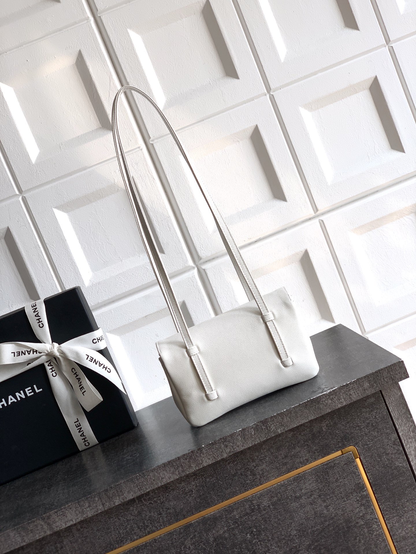 Chanel Basic Bag Cow Leather White 17cm-m-l-s