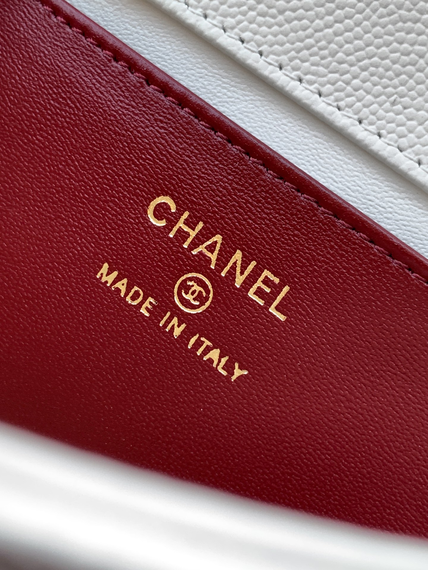 Chanel Basic Bag Cow Leather White 17cm-m-l-s