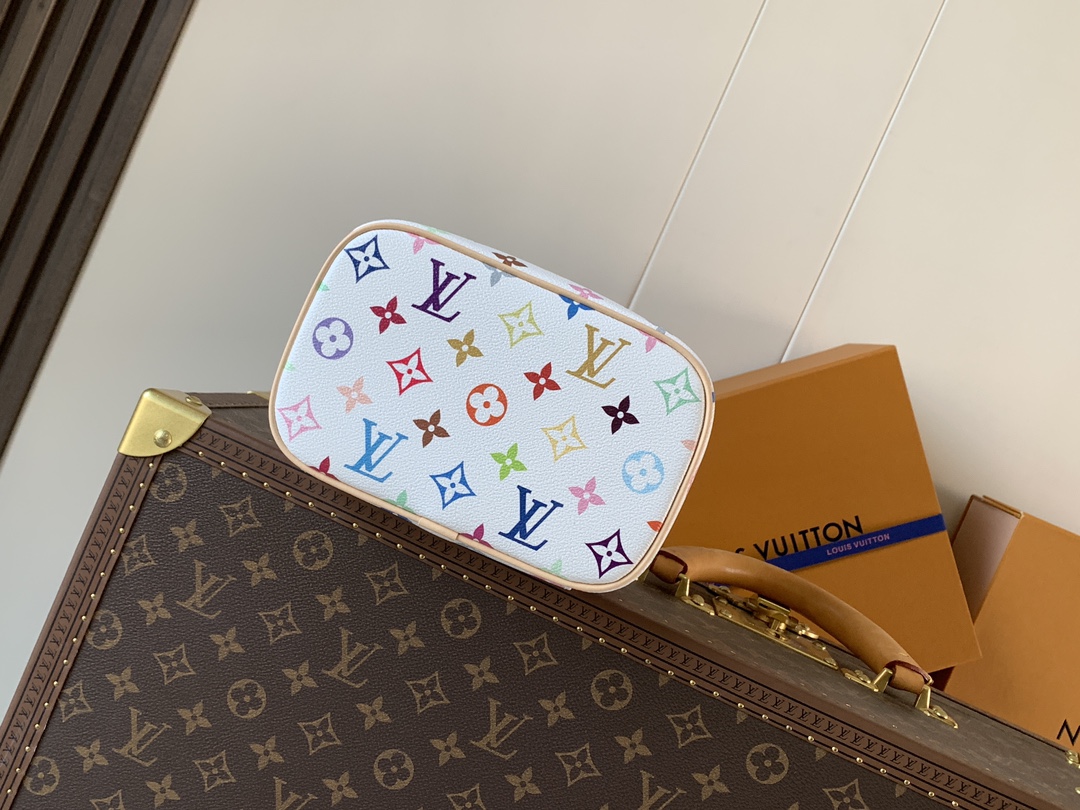 Louis Vuitton Basic Bag Cow Leather M-l