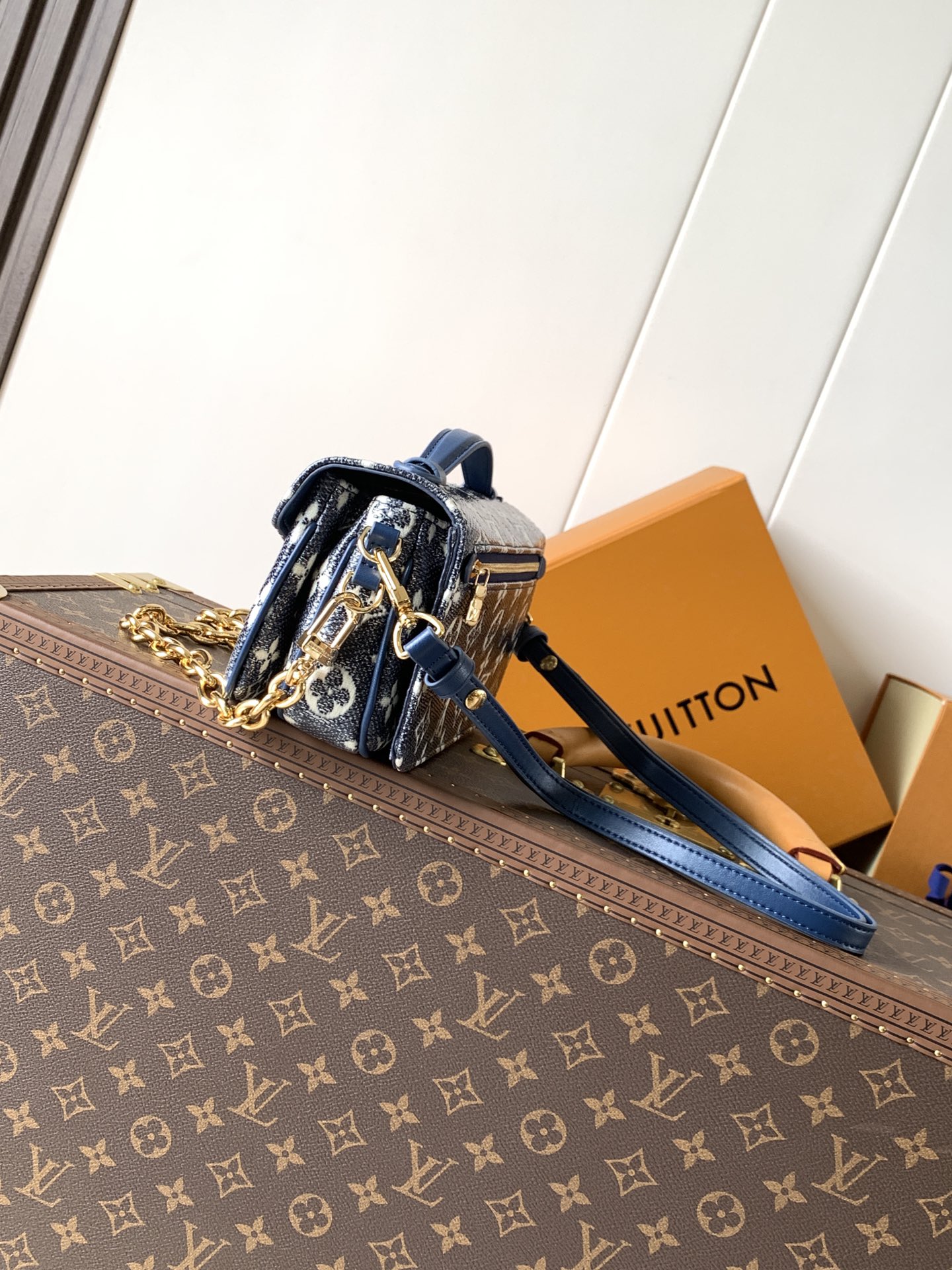 Basic Bag Cow Leather M-l-s