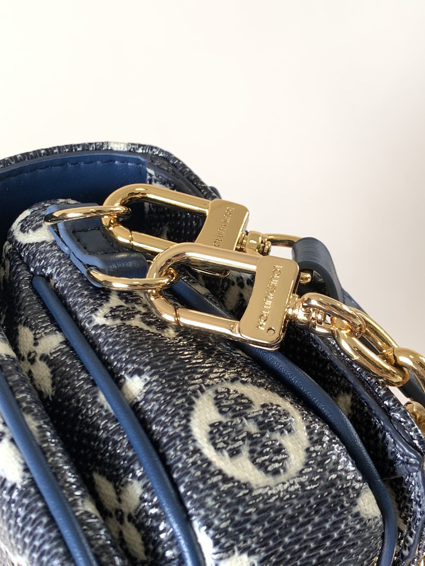 Basic Bag Cow Leather M-l-s
