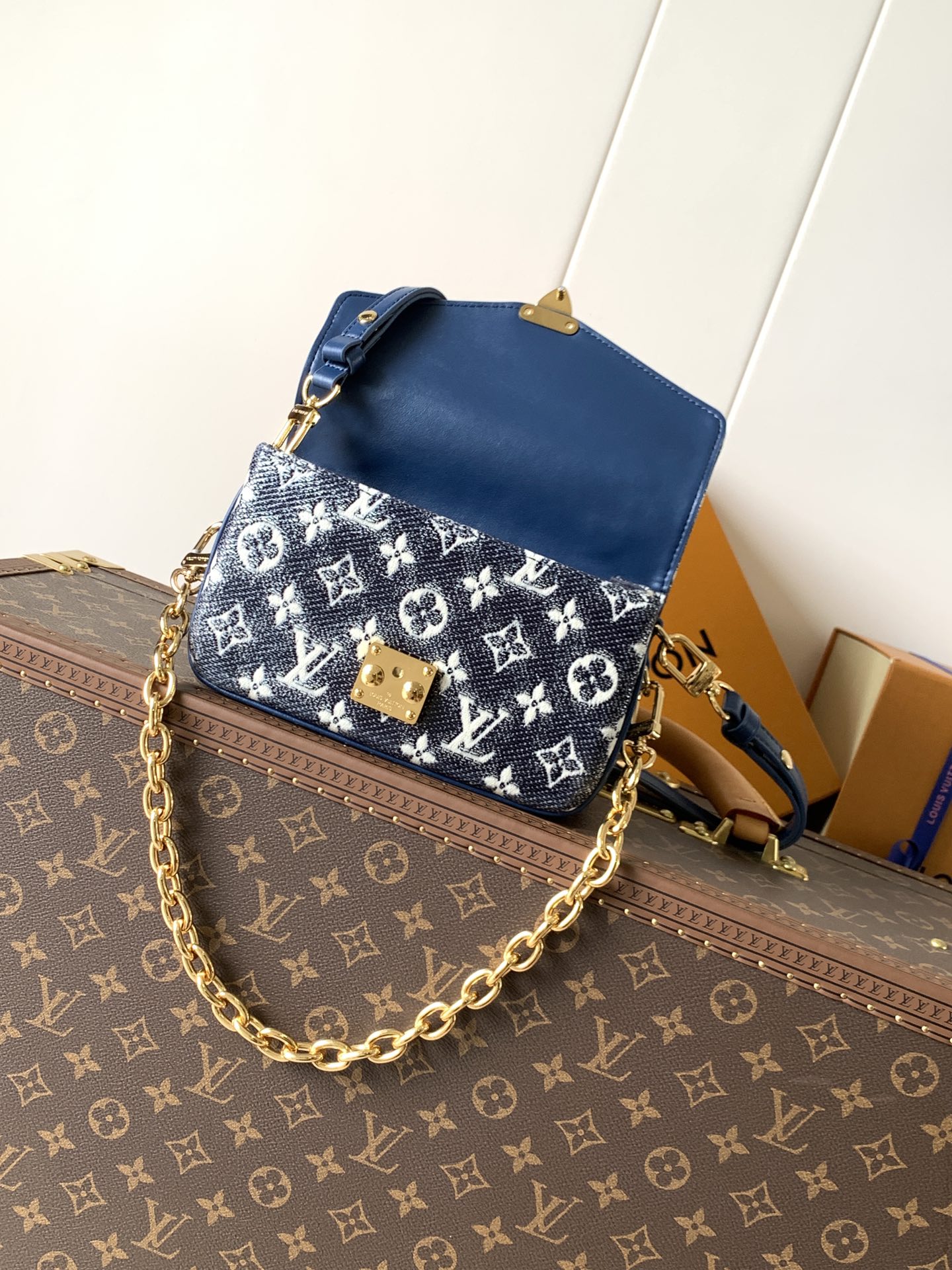Basic Bag Cow Leather M-l-s