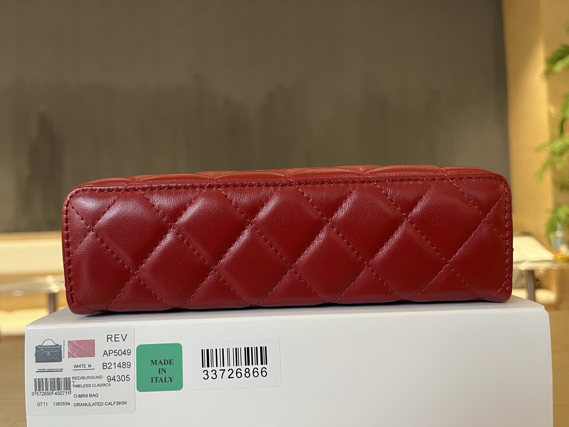 Chanel Basic Bag Sheepskin M-l