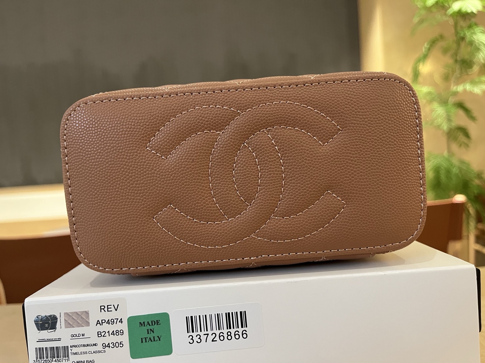 Chanel Basic Bag 10cm-l-s