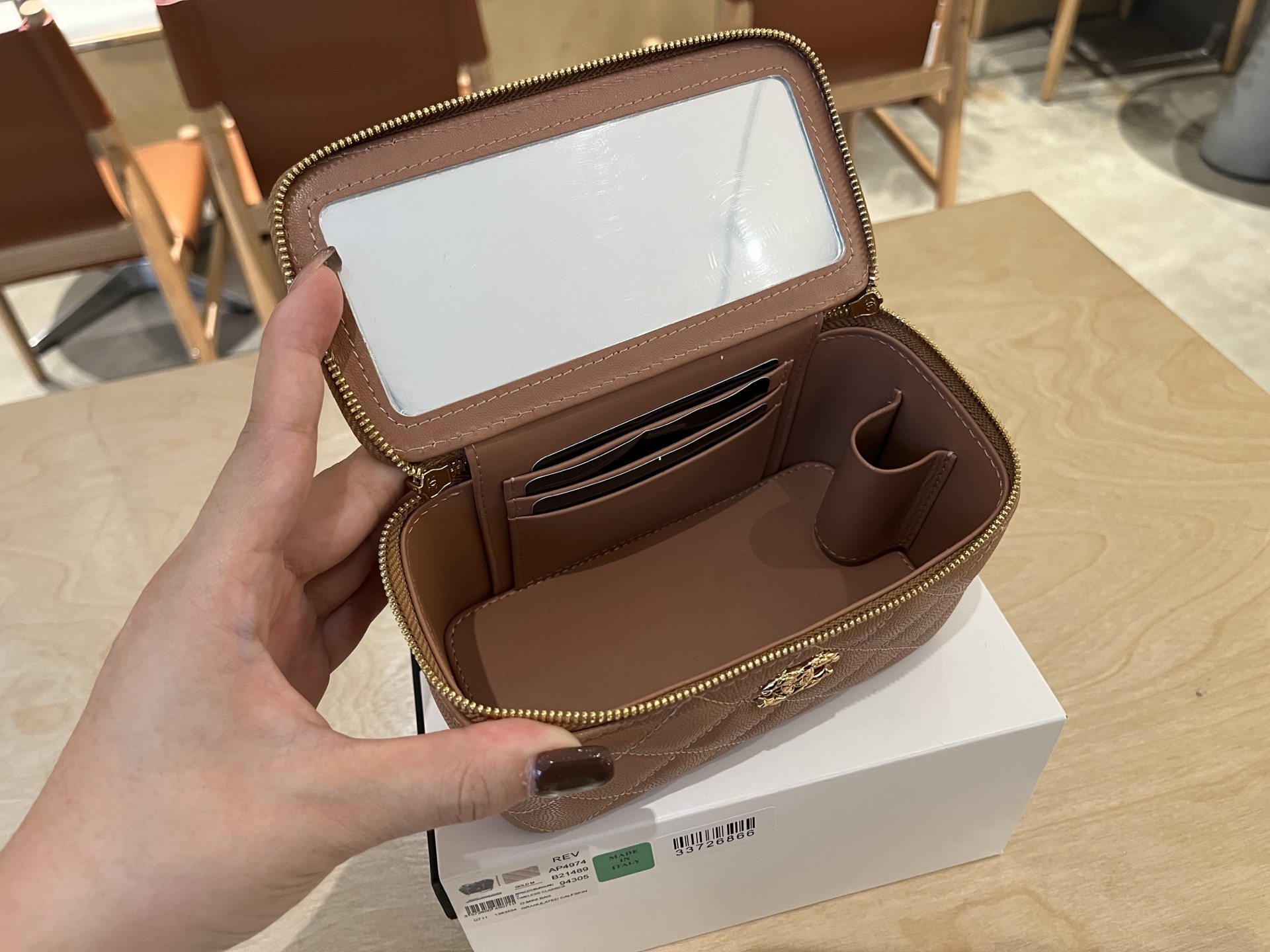 Chanel Basic Bag 10cm-l-s