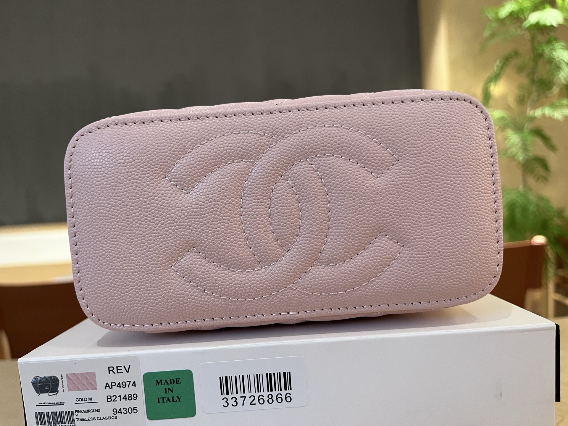 Chanel Basic Bag 10cm-l-s