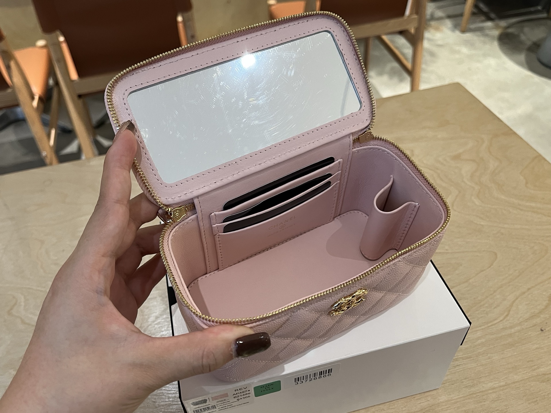 Chanel Basic Bag 10cm-l-s