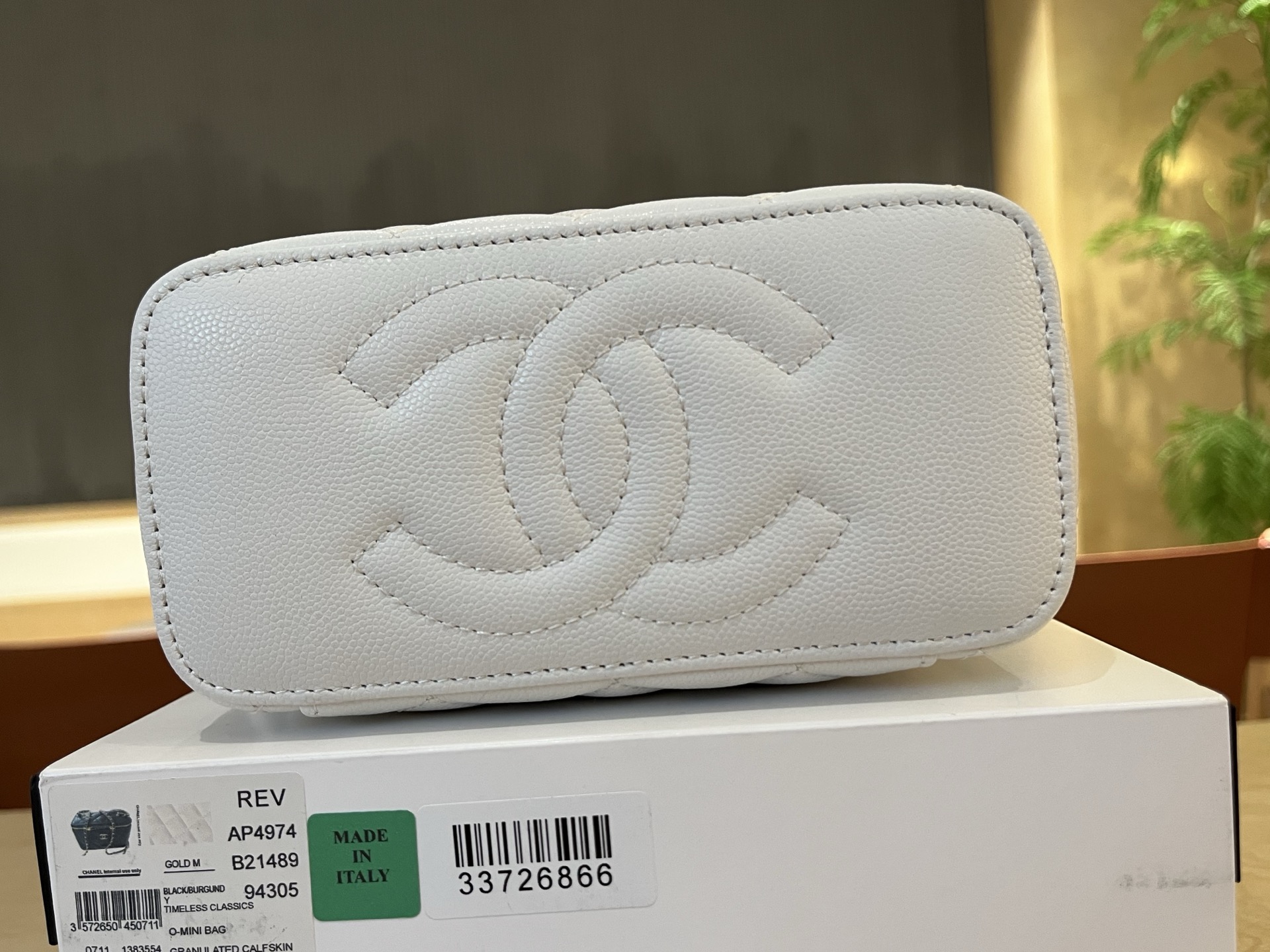Chanel Basic Bag 10cm-l-s