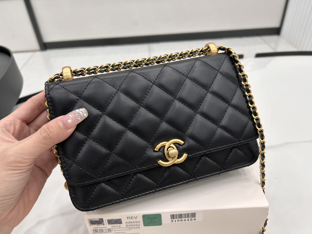 Chanel Basic Bag Cow Leather M-l