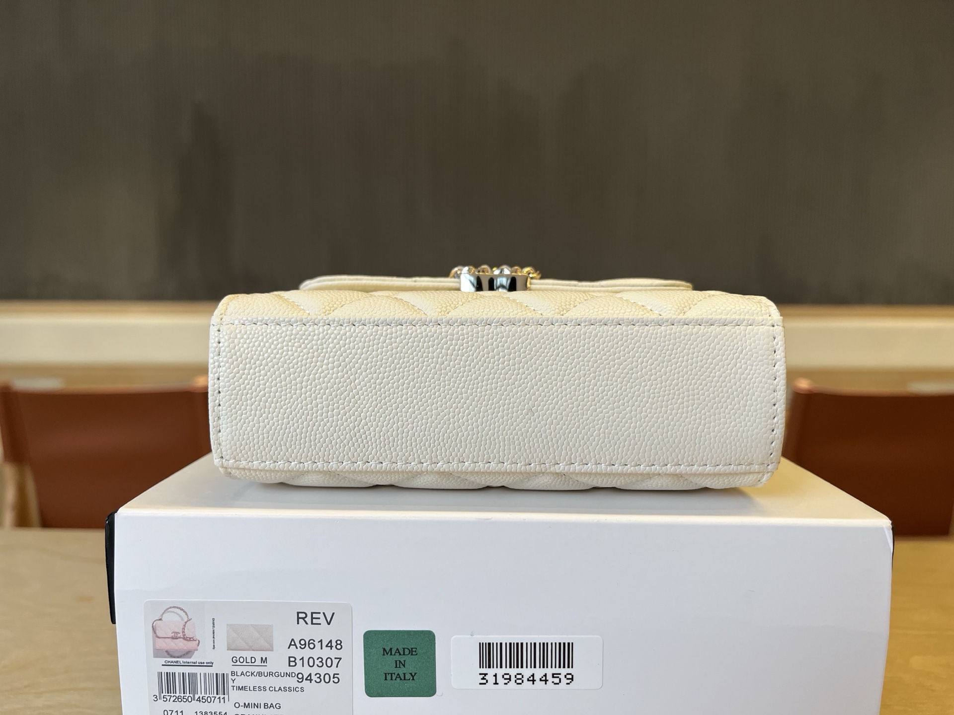 Chanel Basic Bag Cow Leather M-l-s