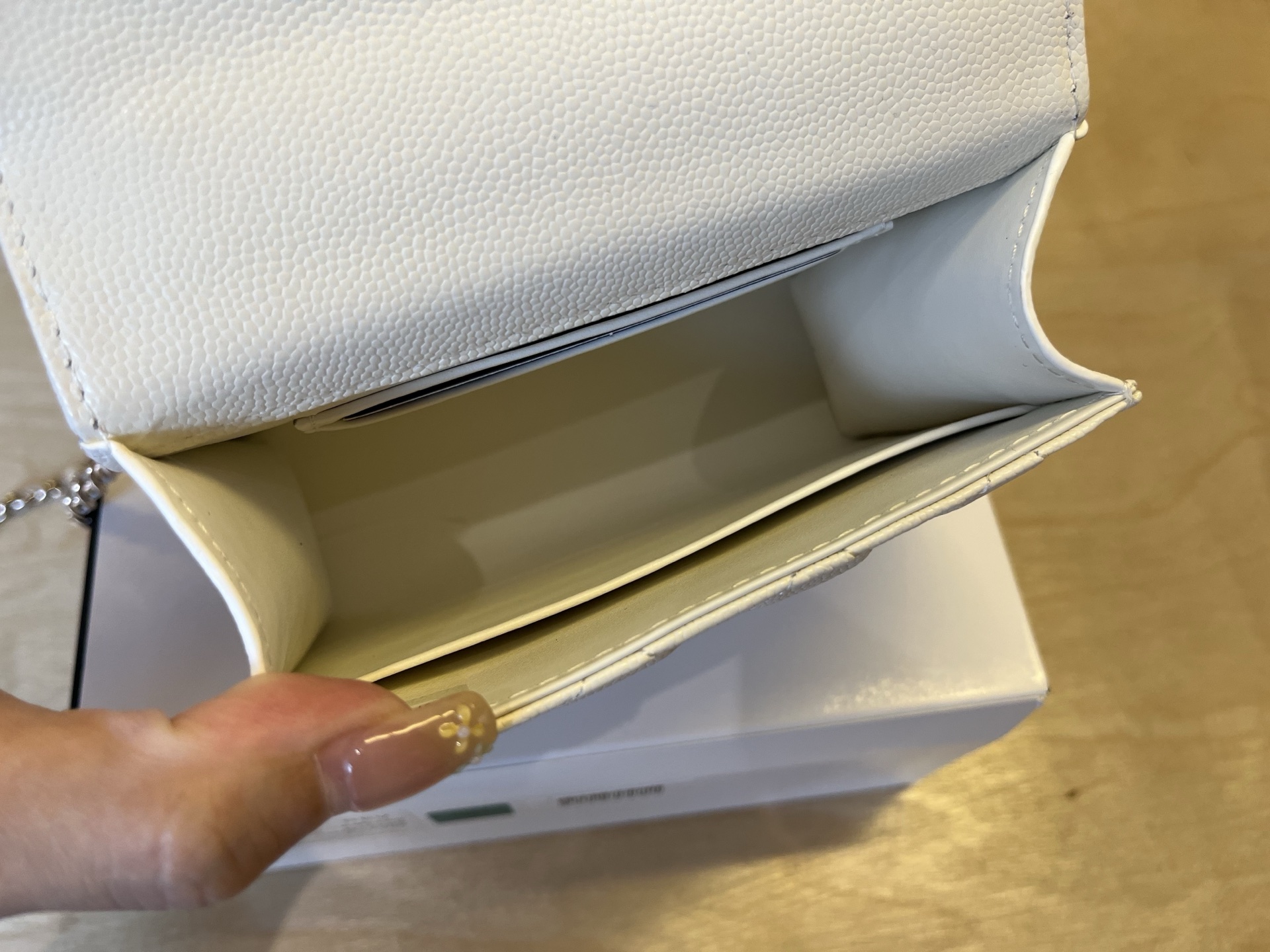 Chanel Basic Bag Cow Leather M-l-s