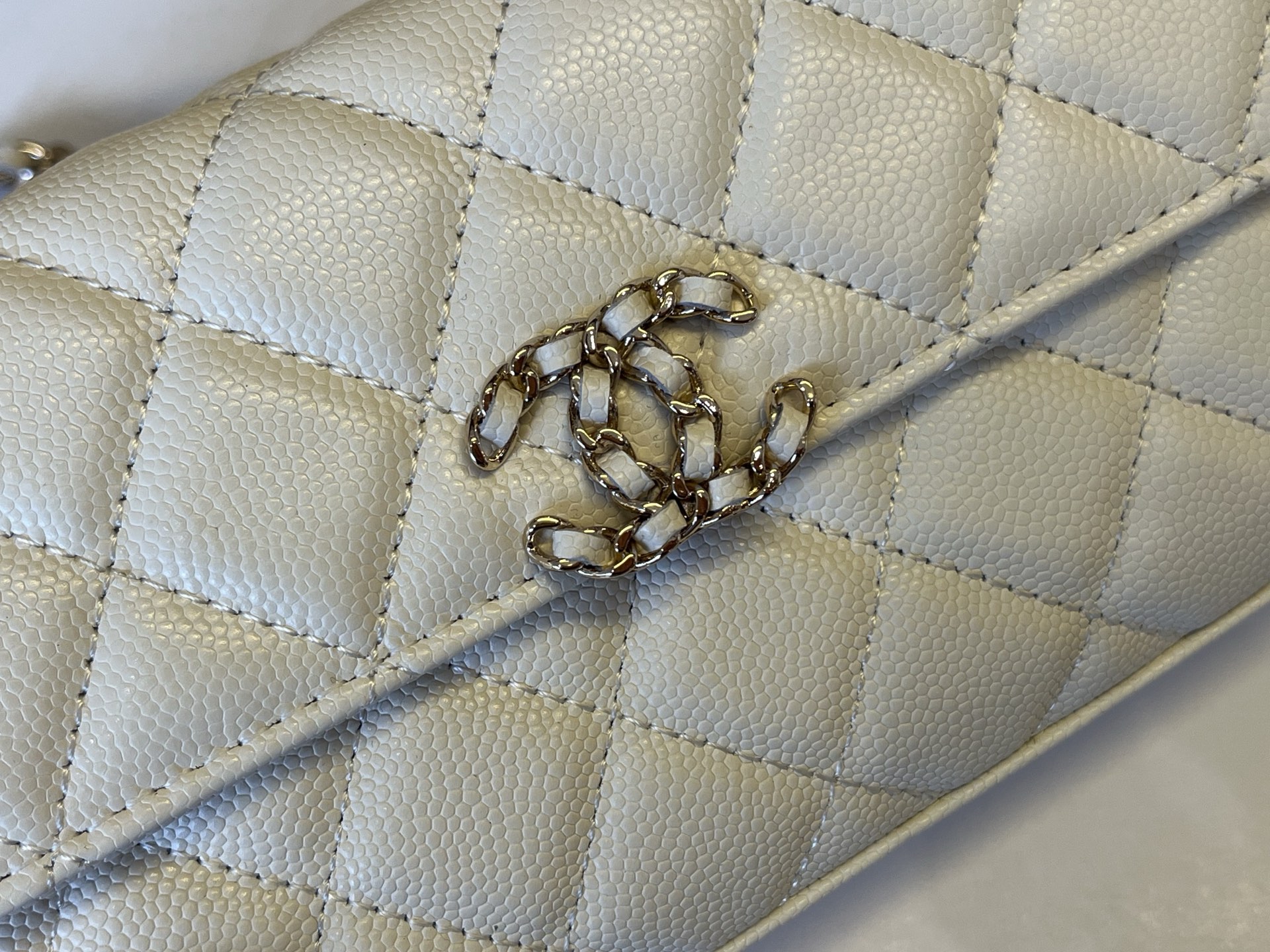 Chanel Basic Bag Cow Leather M-l-s