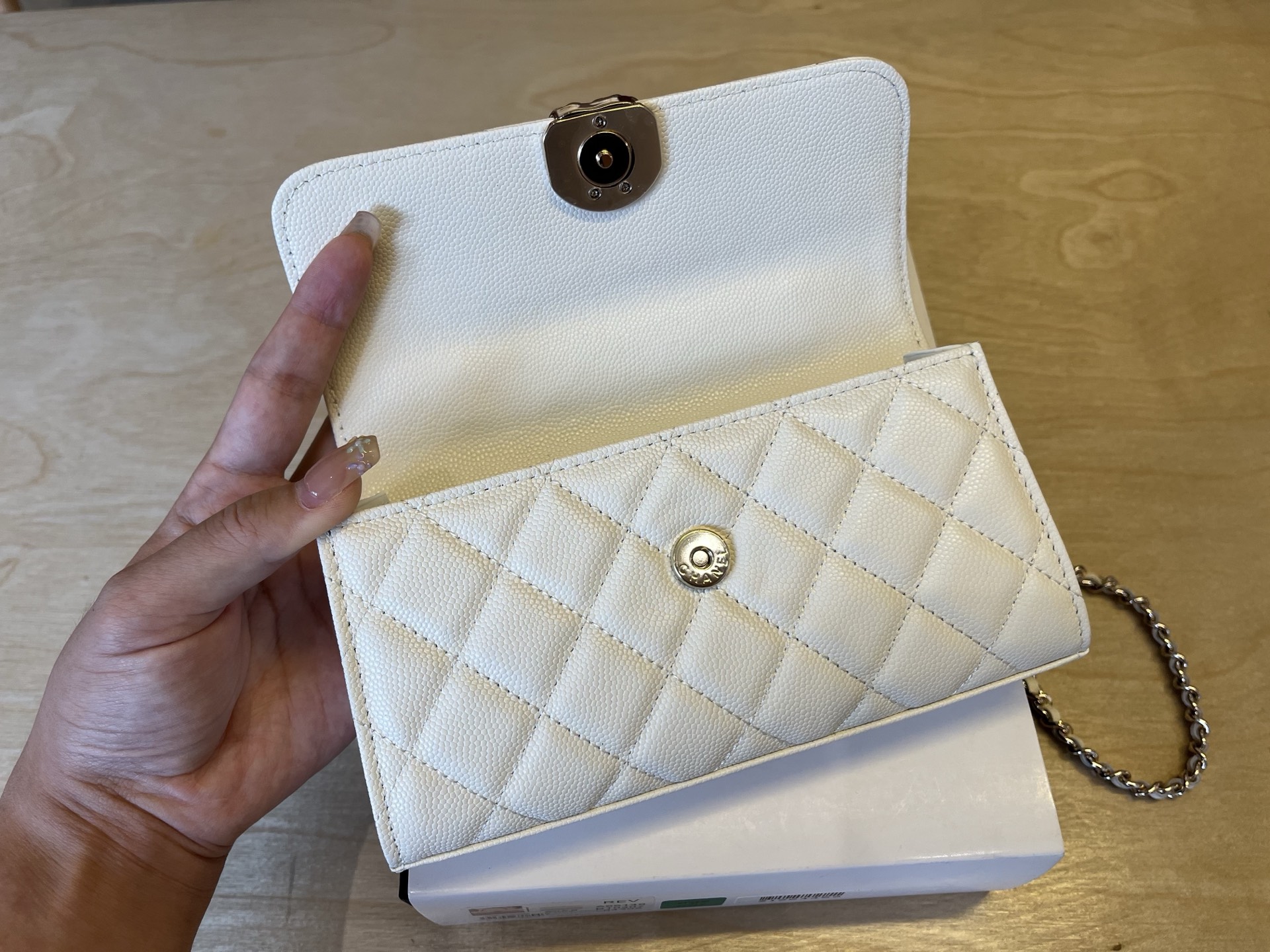 Chanel Basic Bag Cow Leather M-l-s