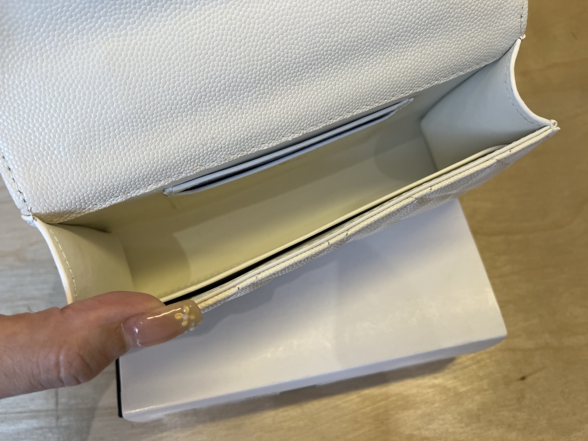 Chanel Basic Bag Cow Leather M-l-s