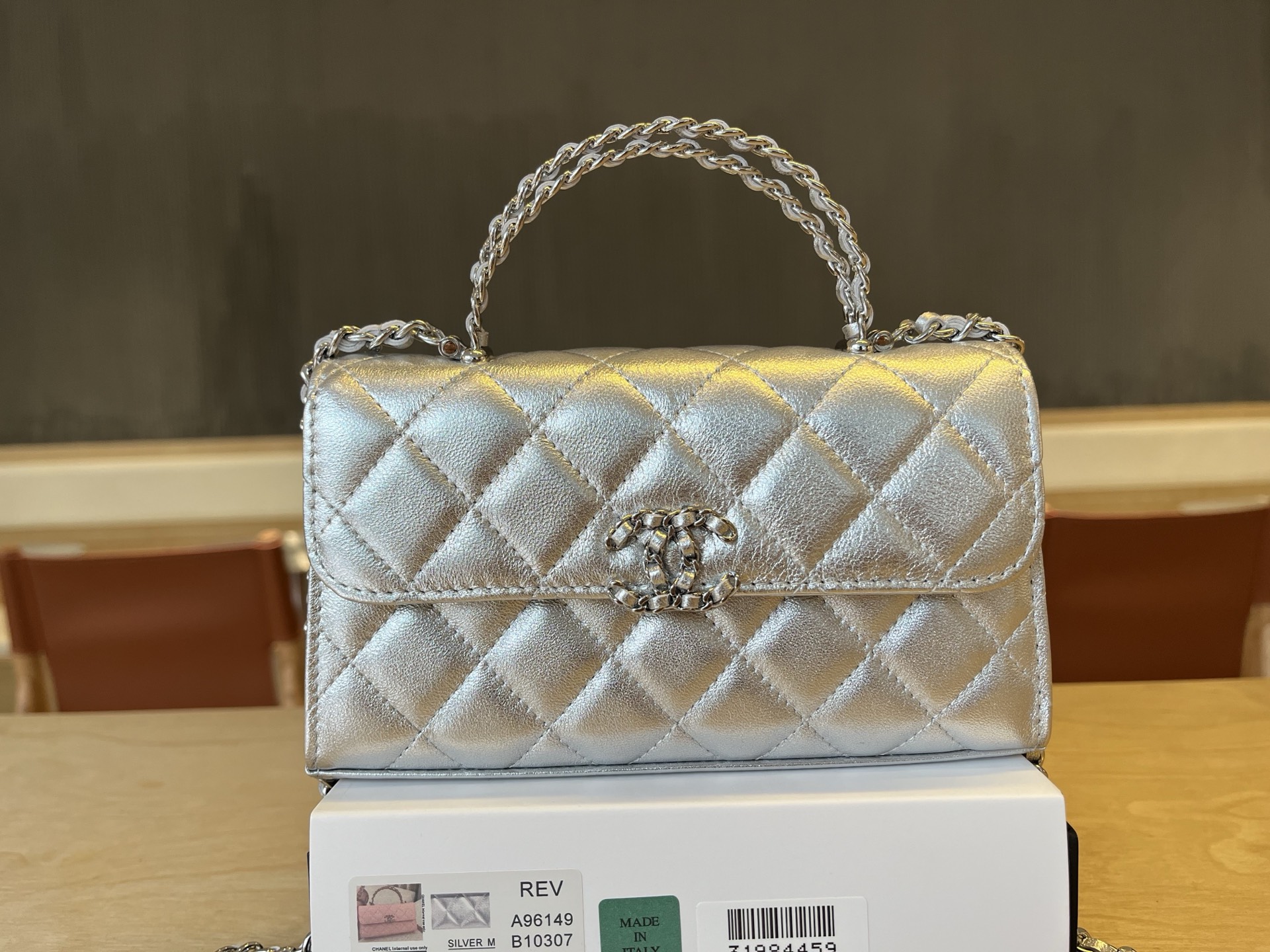 Chanel Basic Bag Cow Leather M-l-s